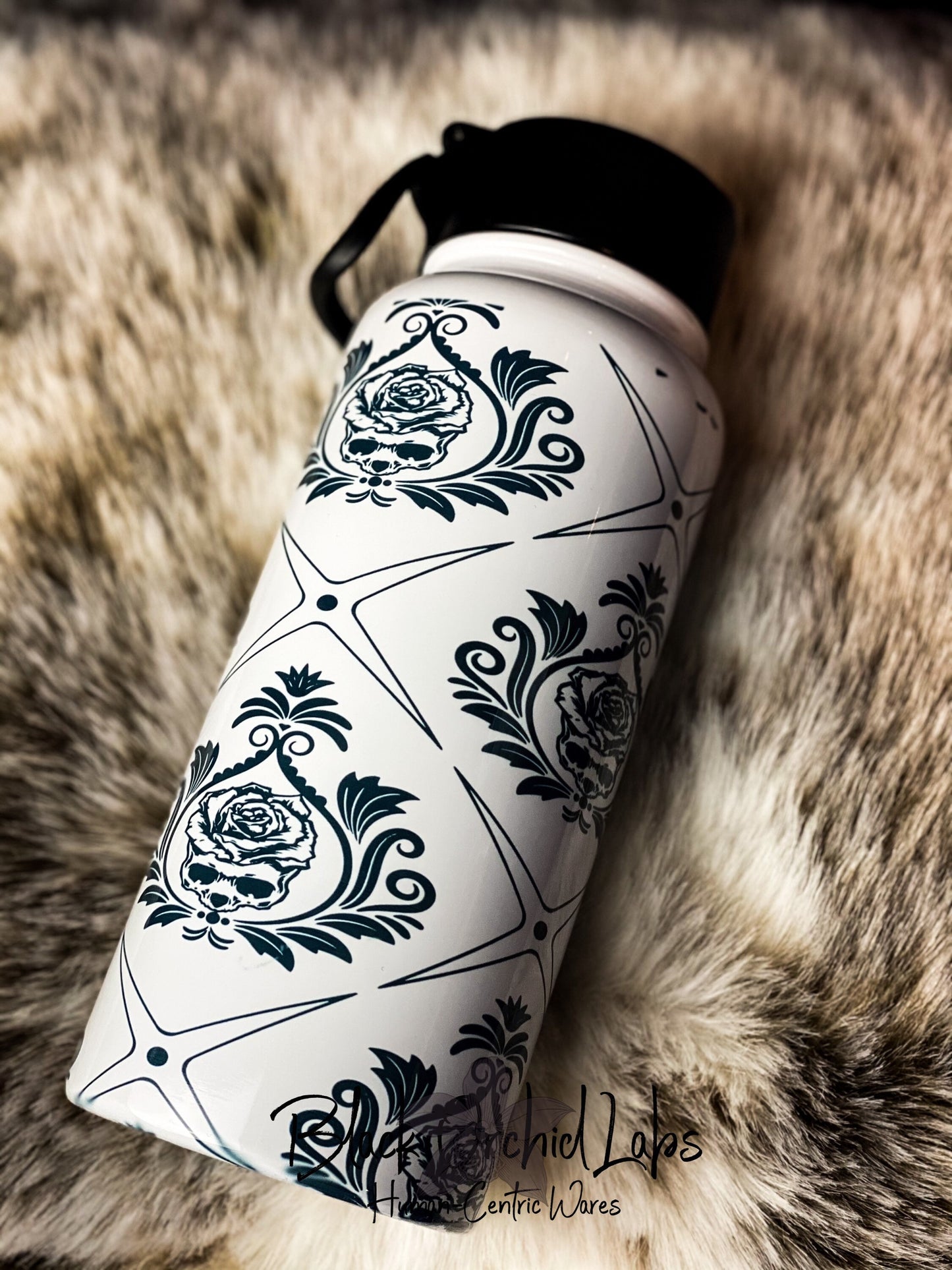 Skull Damask 40 oz water jug, goth Water Bottle, Skull Hydro Bottle, minimalist, dark academia