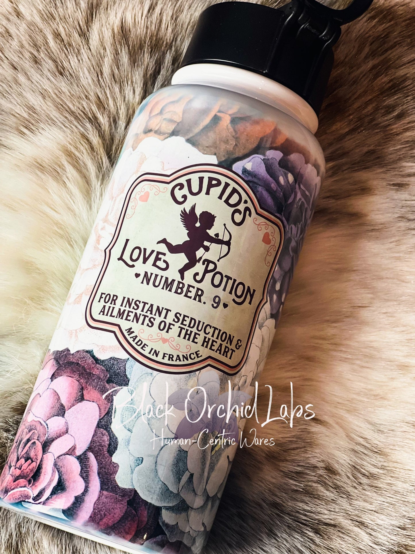 Love potion 40 oz water jug, magic Water Bottle, Cupid floral Hydro Bottle, floral garden travel mug, Gift for her, minimalist