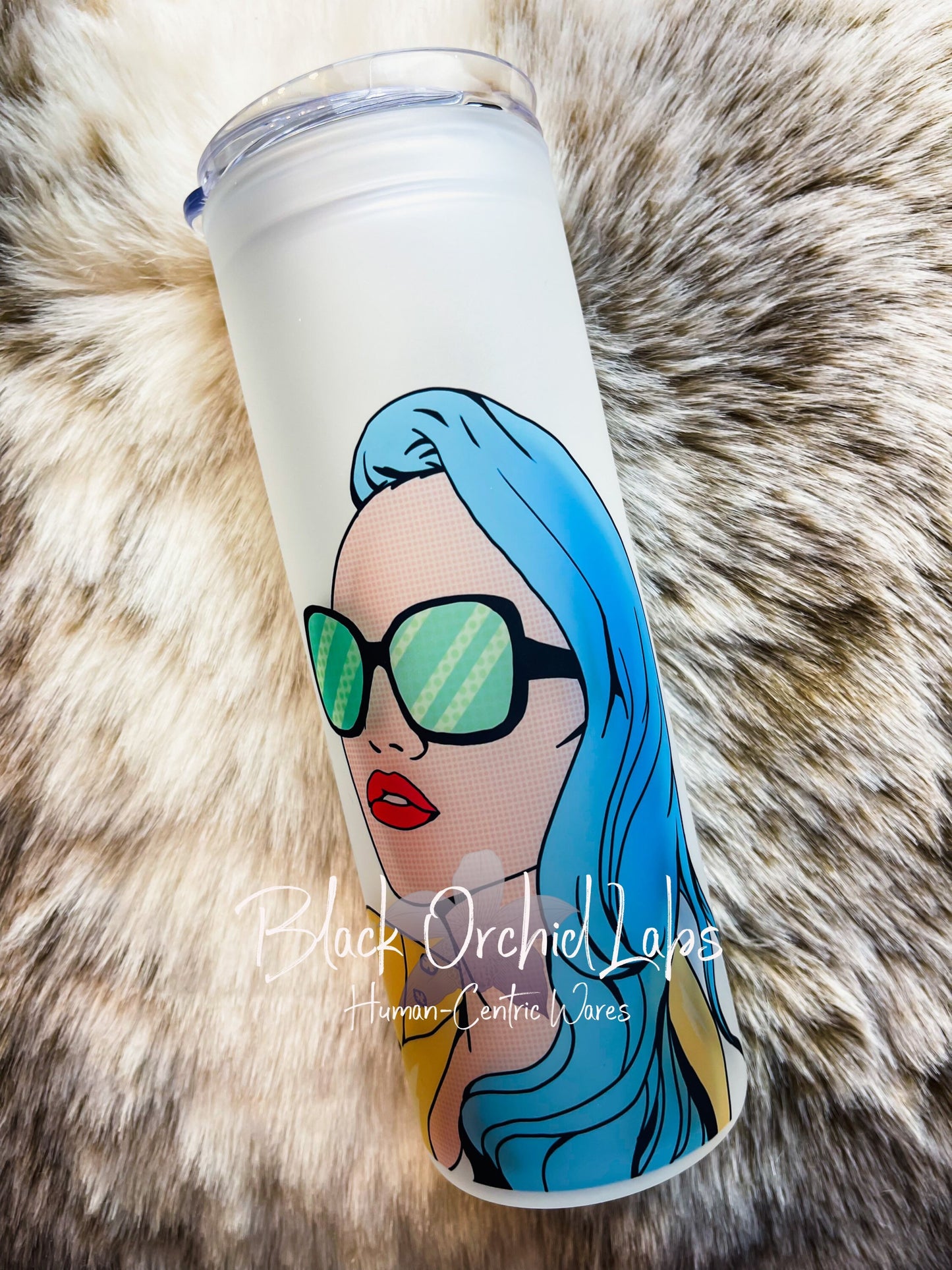 Pop art, retro chic glass Tumbler, travel mug, travel mug, pop art trendy girl, sarcastic, minimalist, gift for her