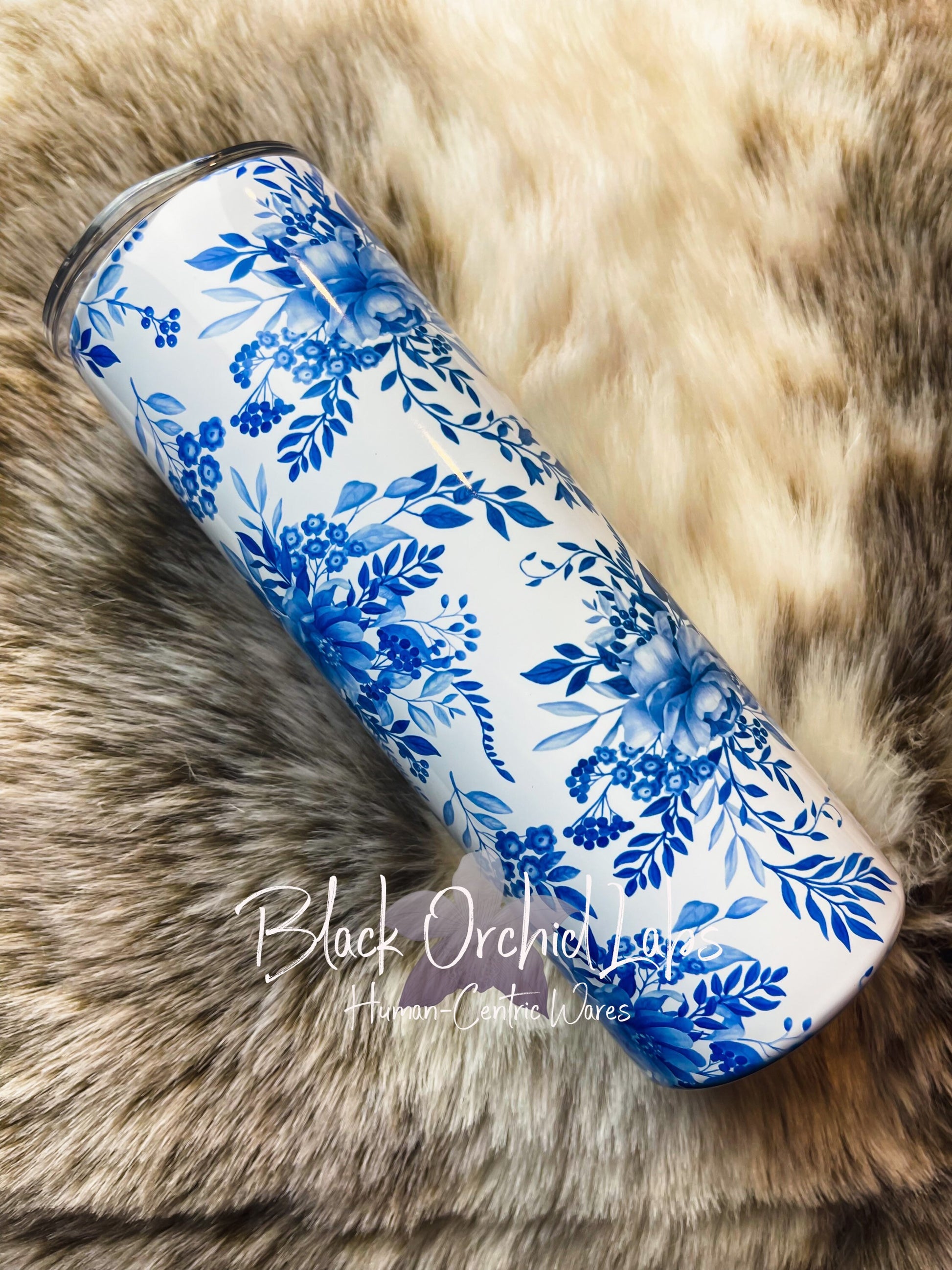 Vintage floral damask tumbler, classic, French Floral Printed, chinoiserie, blue and white travel mug, elegant, minimalist, gift for her