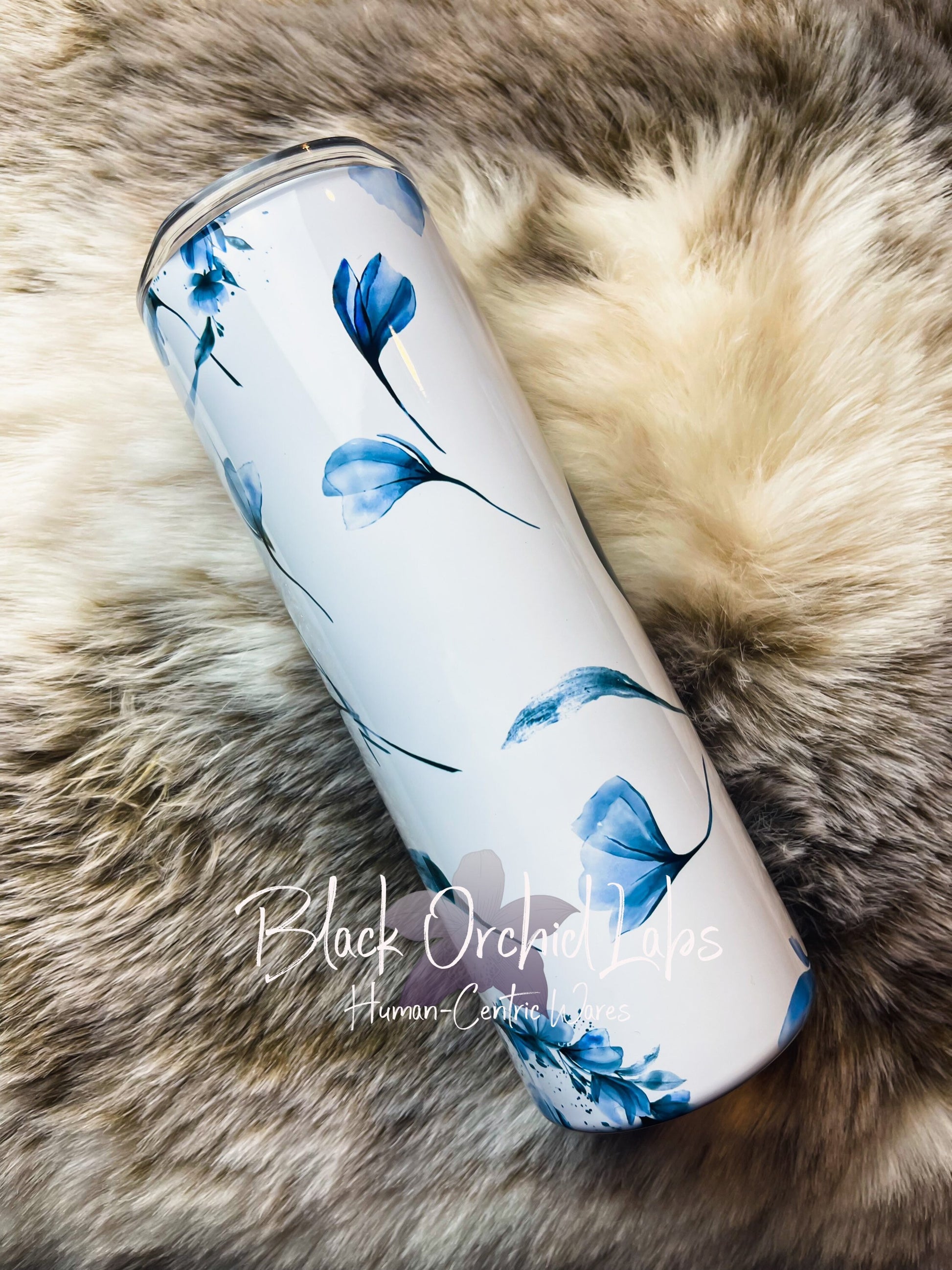 Vintage floral damask tumbler, classic, French Floral Printed, chinoiserie, blue and white travel mug, elegant, minimalist, gift for her