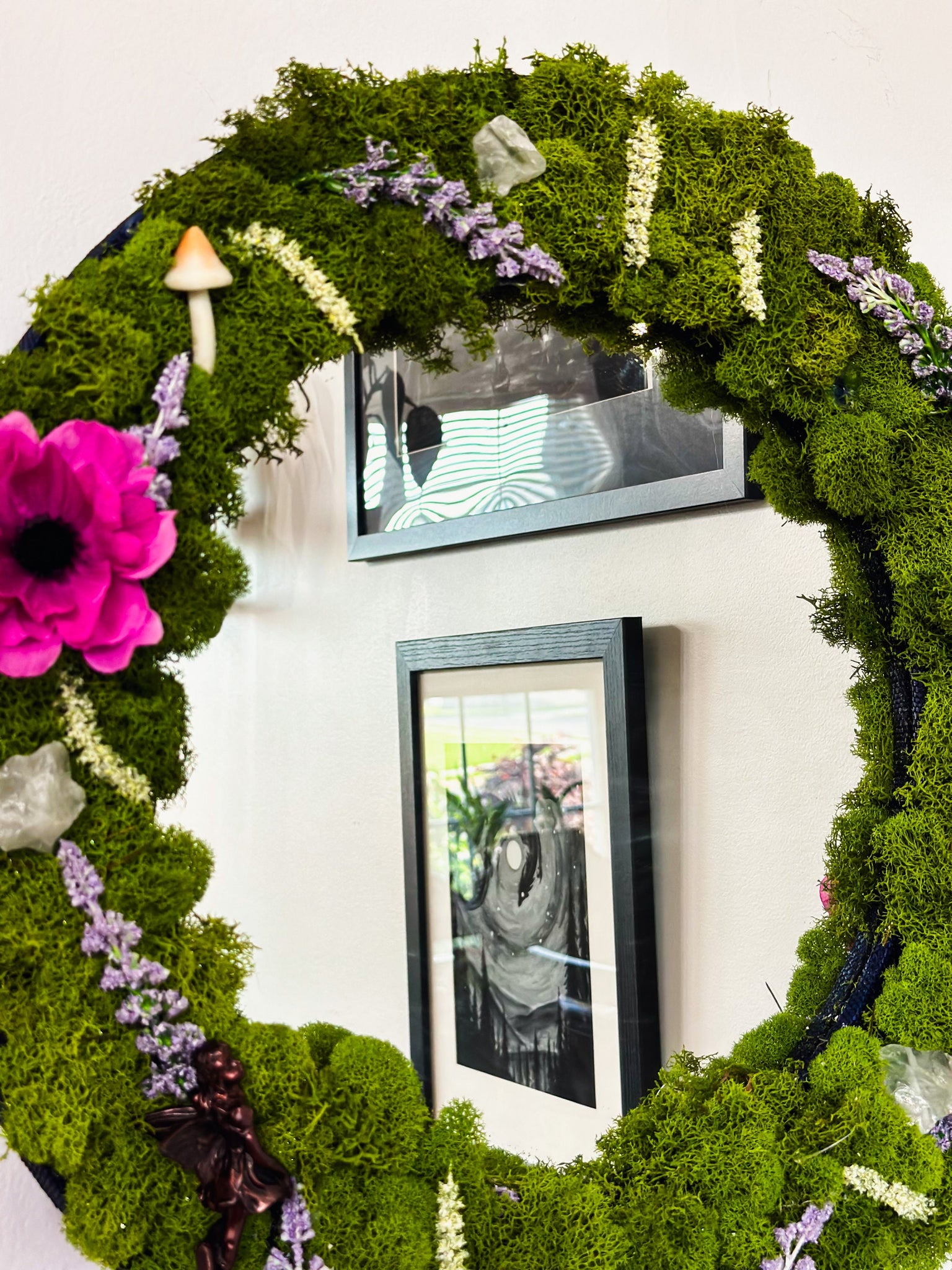 Crystal Fairy Moss Mirror, Cottagecore Decorative Wall Mirror, clear Quartz, Fairies Mirror, Cottagecore, Home Decor